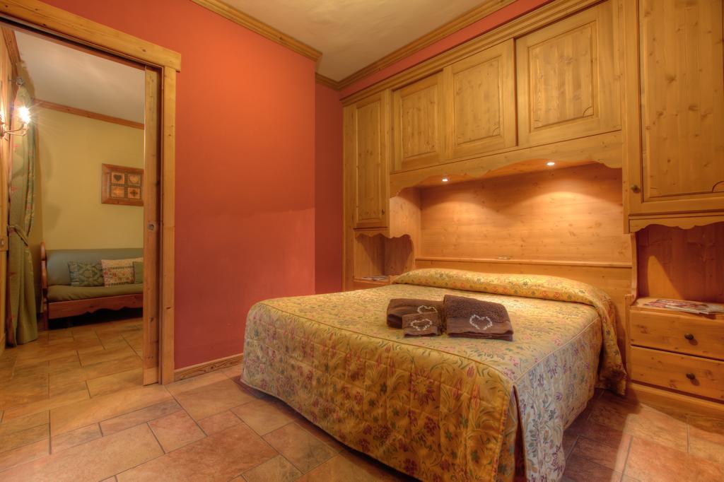 B&B Residence Checrouit Курмайор Экстерьер фото