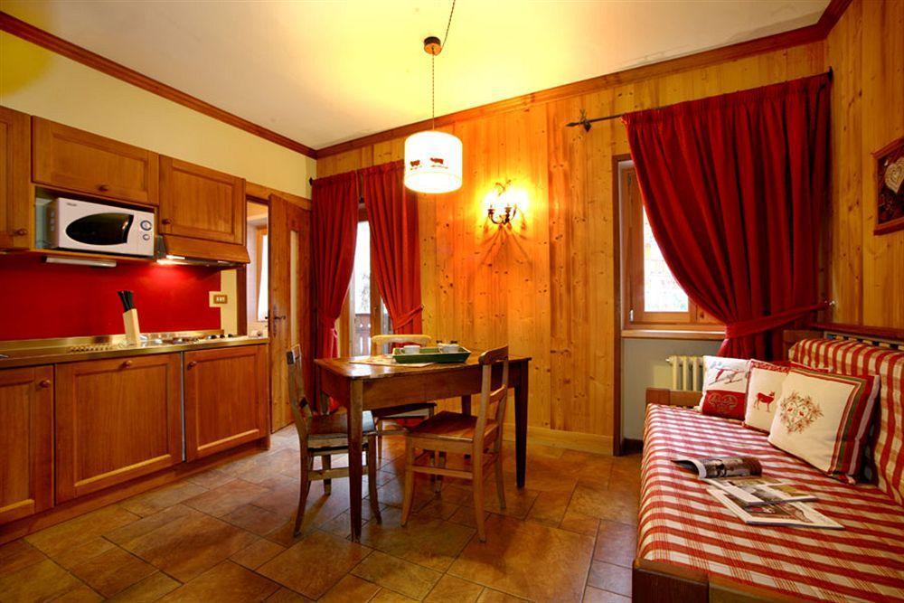 B&B Residence Checrouit Курмайор Экстерьер фото