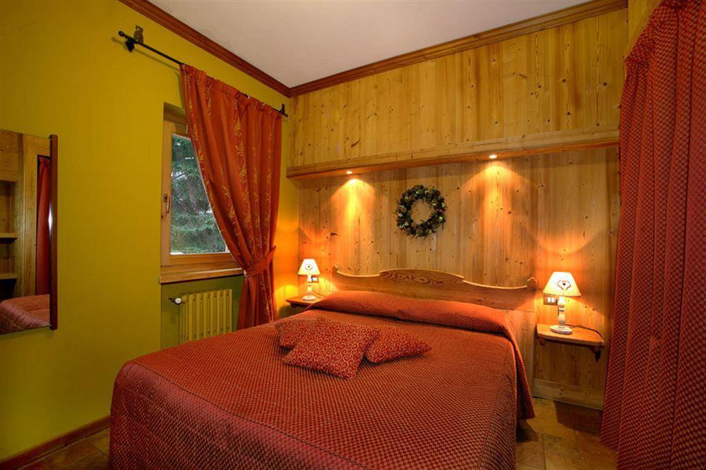 B&B Residence Checrouit Курмайор Экстерьер фото