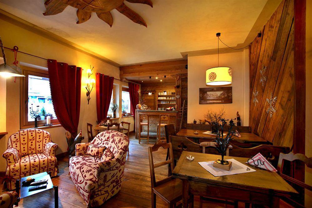 B&B Residence Checrouit Курмайор Экстерьер фото